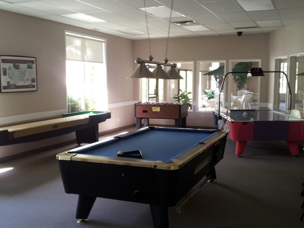 Radium Valley Vacation Resort Инвермор Екстериор снимка